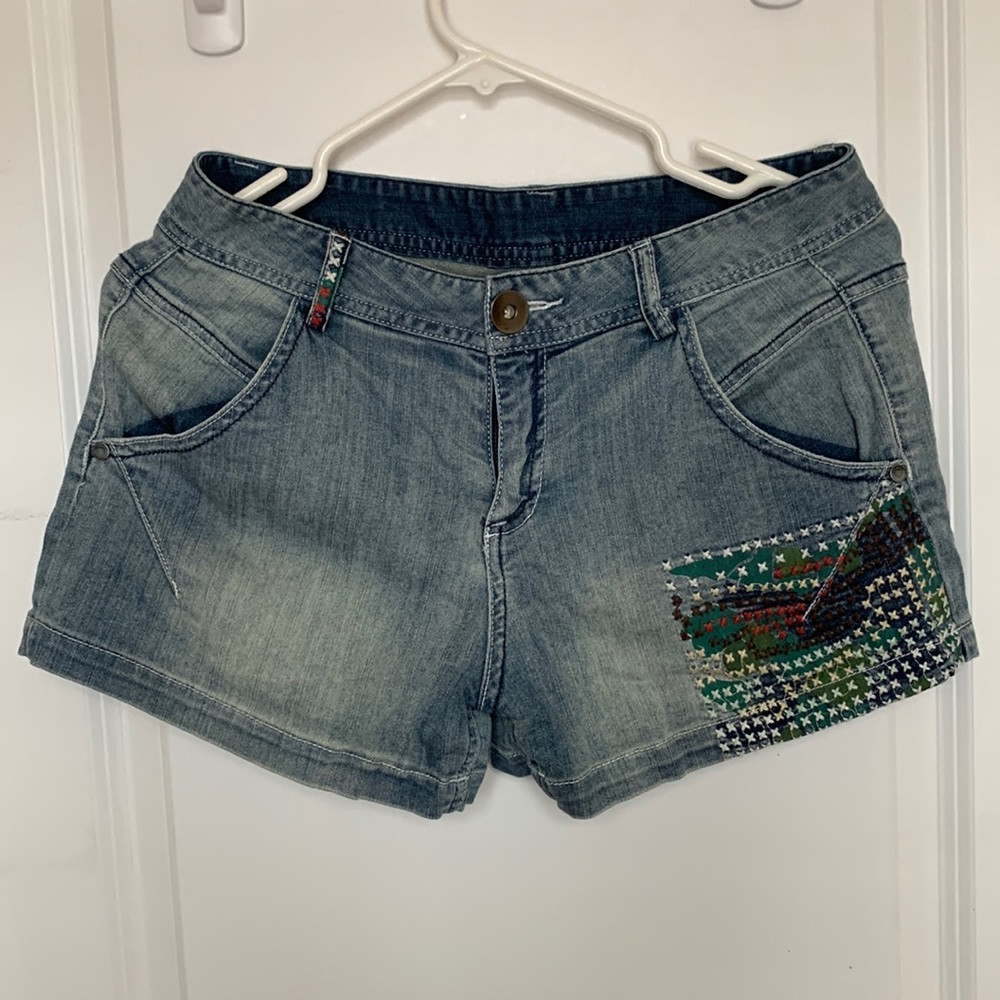 sdeer short. Second hand